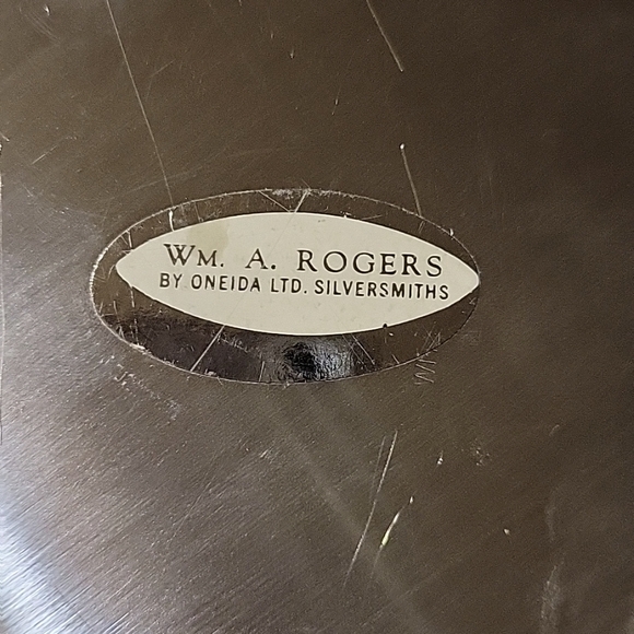 Vtg WM A. ROGERS Oneida Heavy Silver Plated Vegetable Salad Fruit Bowl - Picture 4 of 4